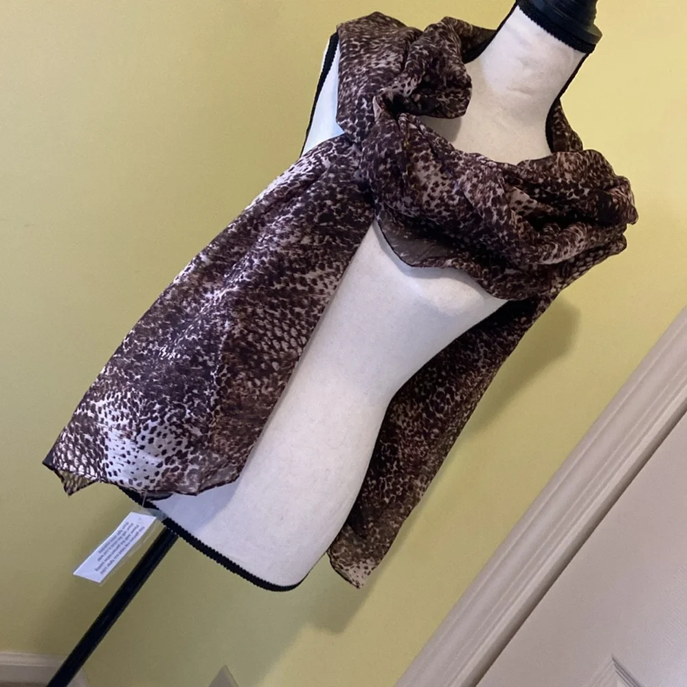 NWT Animal Print Scarf and Pareo/sarong - Picture 4 of 5